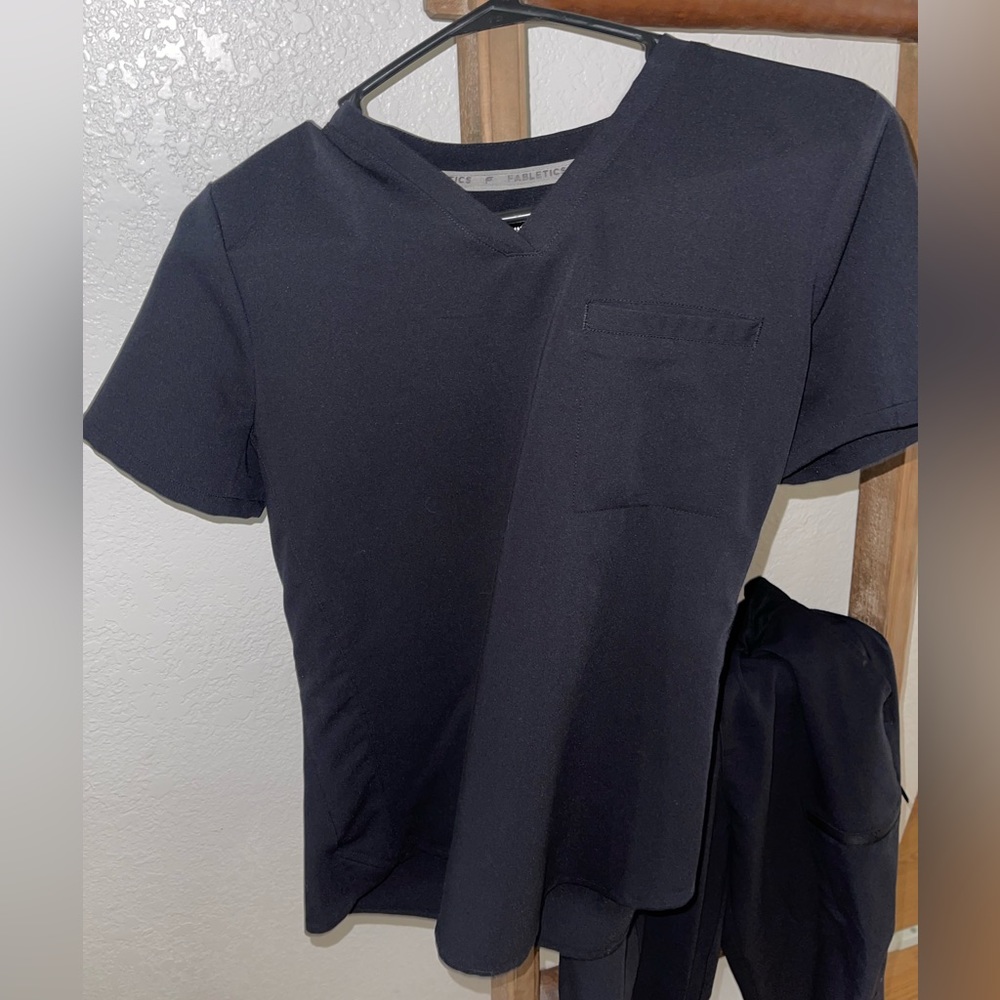 Fabletics scrubs set SOLD